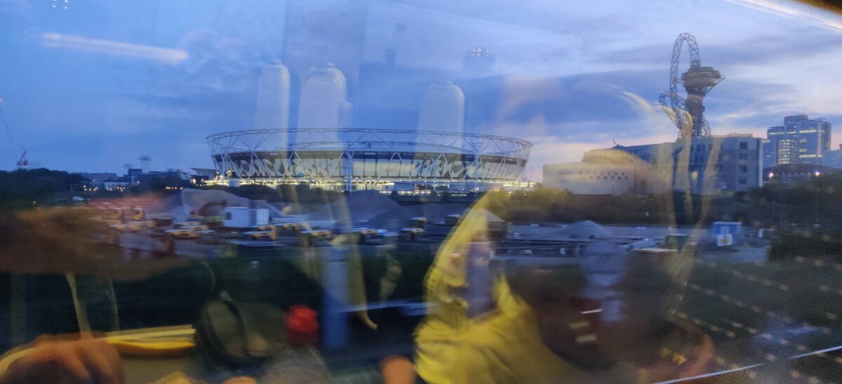Udsigt fra Standsted Express - London Stadium
