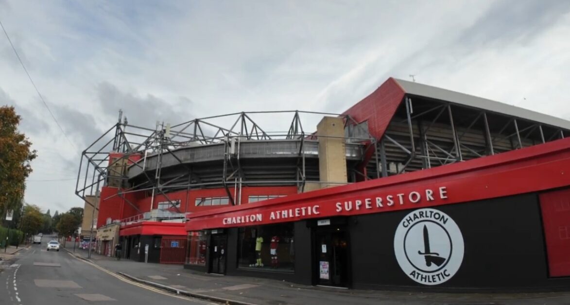Charlton - The Vally - Fanbutik - SuperStore